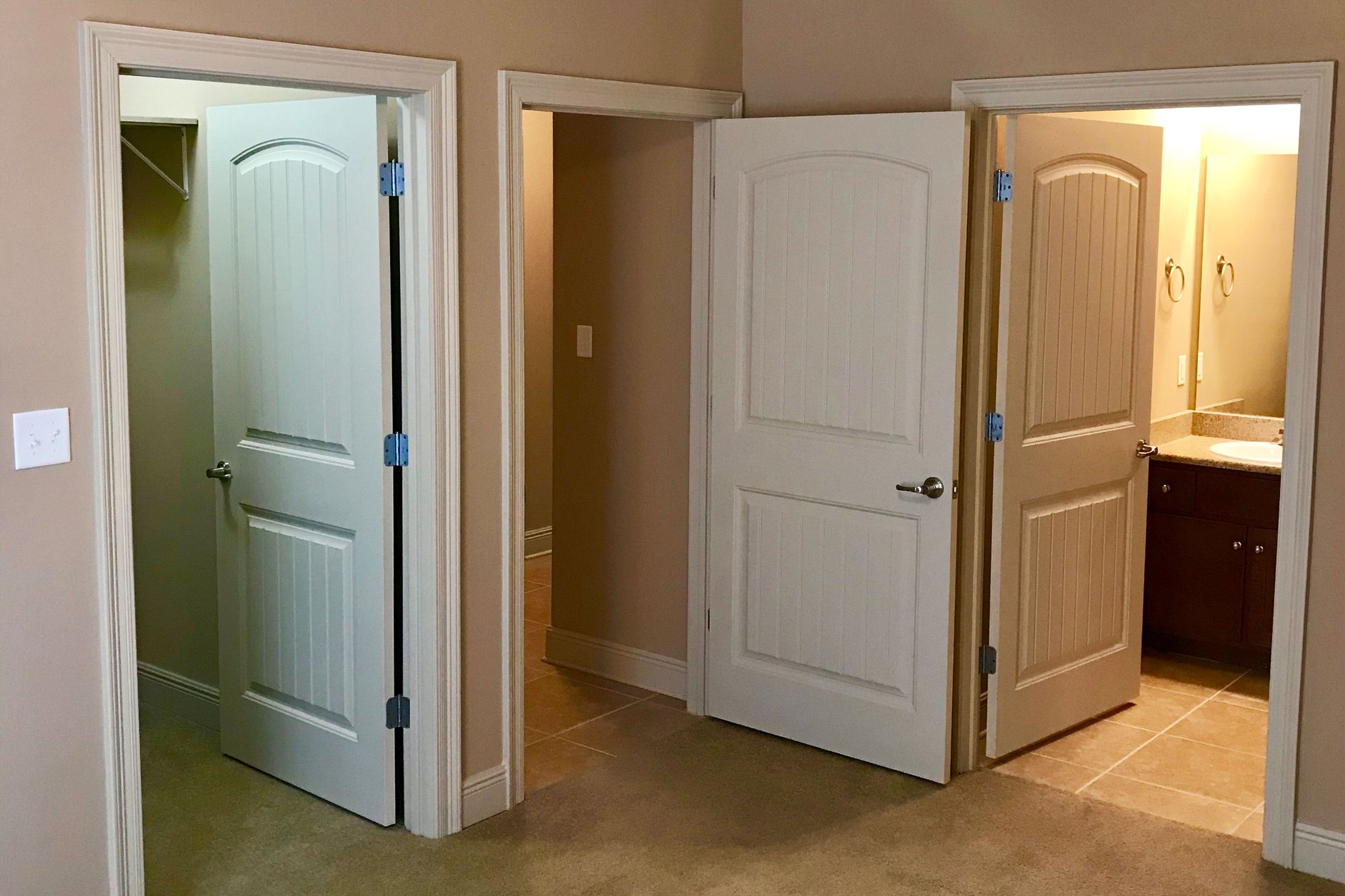 About Ainsbrook Townhomes